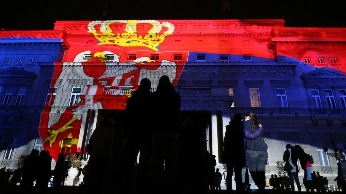 Россия предупредила о подготовке «цветной революции» в Сербии