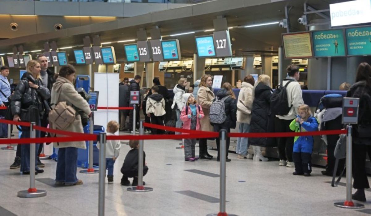 Минтранс напомнил об обязательствах перед пассажирами задержанных рейсов