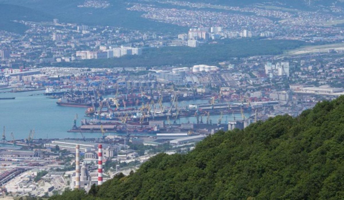 Первый вице-премьер РФ провёл совещание по организации работы Новороссийского транспортного узла 