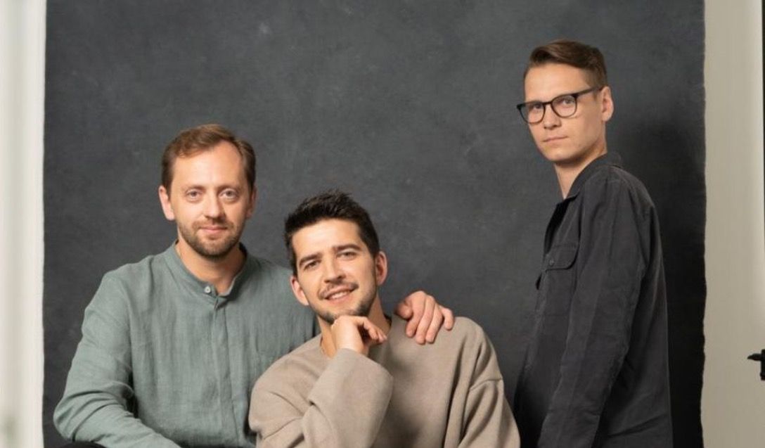 Популярный квартет «Заячий стон» проведет церемонию премии РОСИЗО «Форма-Арт»