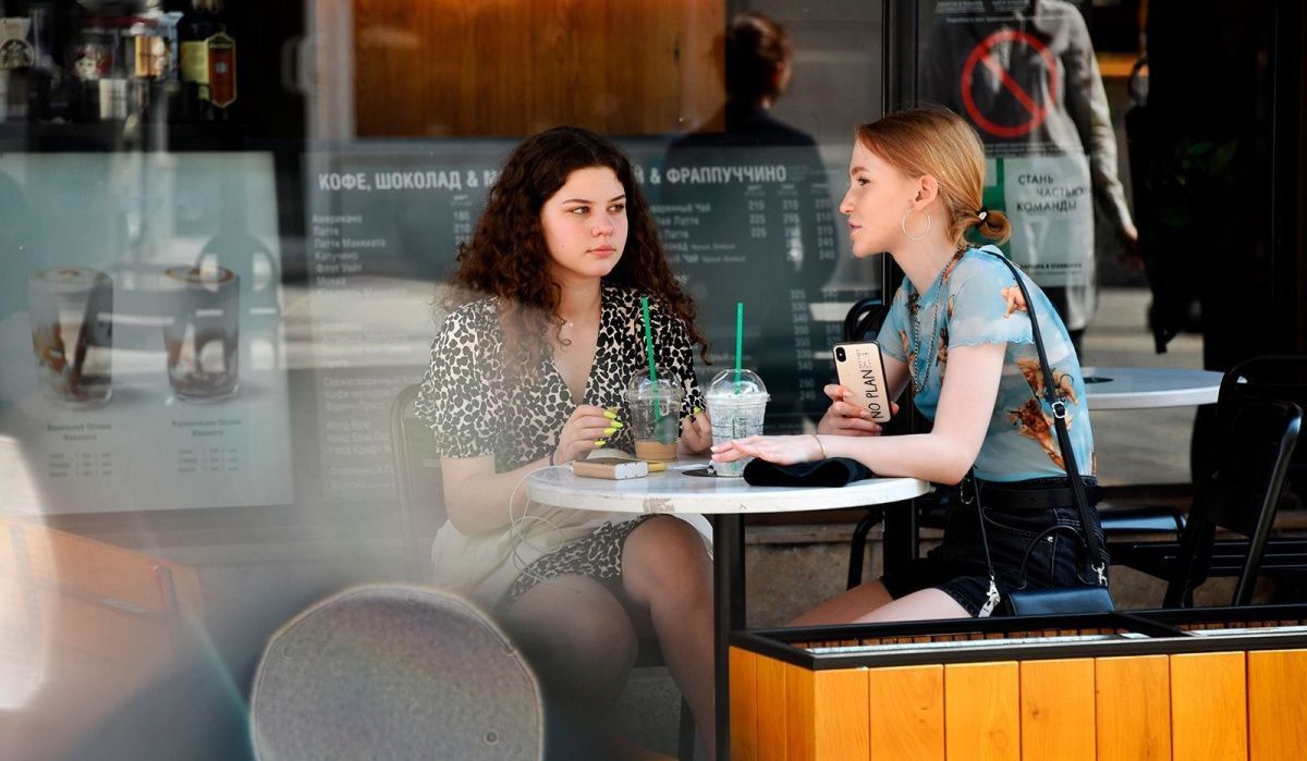 В Москве стартовал сезон работы летних веранд кафе и ресторанов