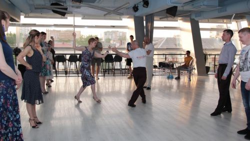 В Перми прошла танцевальная вечеринка для родителей детей с инвалидностью