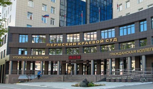 Жительница Чайковского отсудила более 150 тысяч  рублей с мебельного магазина