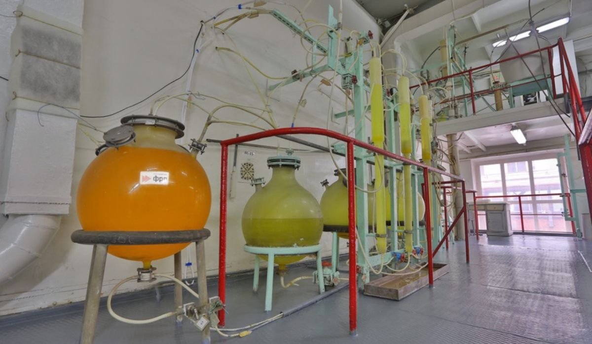 В Красноярске запустили первое в России производство чистого материала для оптоволокна