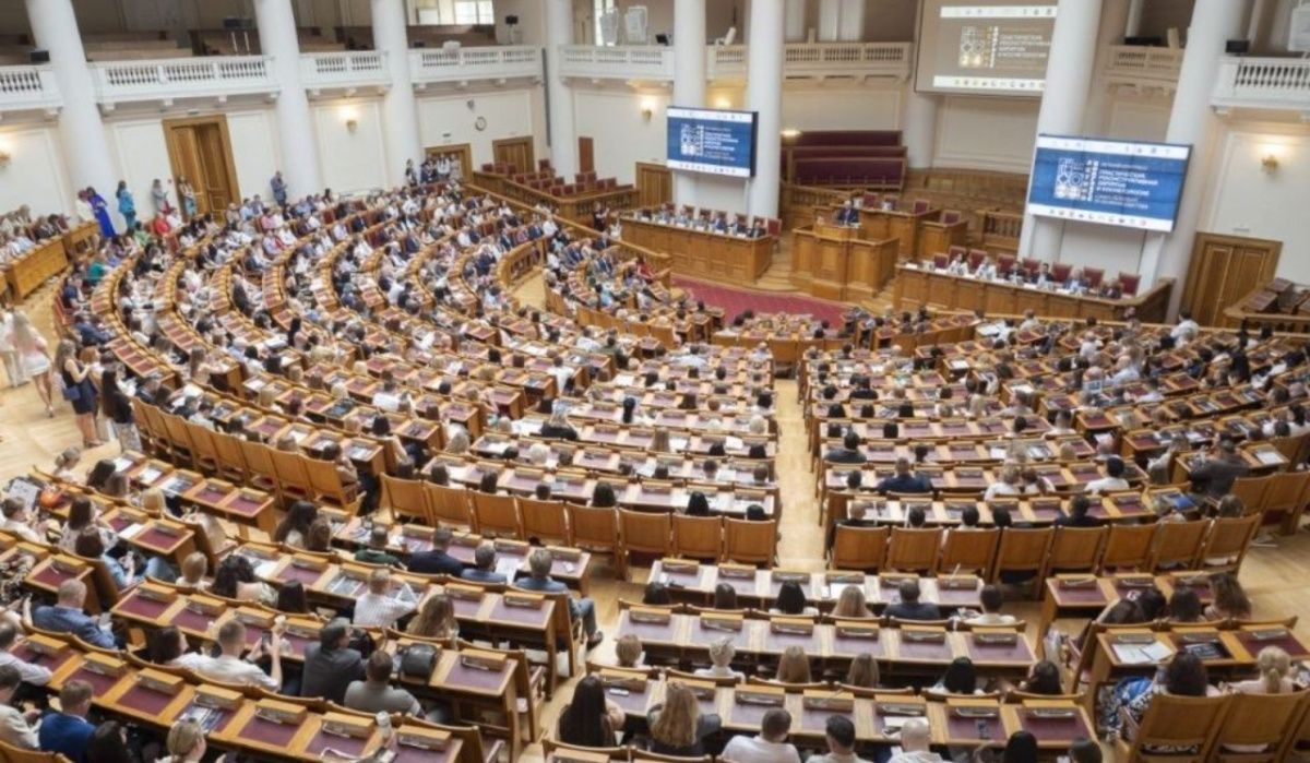 В Санкт-Петербурге стартовал Летней конгресс «Пластическая, реконструктивная хирургия и косметология»