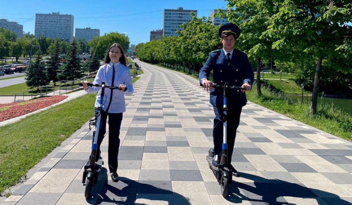 Московские госинспекторы по недвижимому имуществу открыли сезон электротранспорта