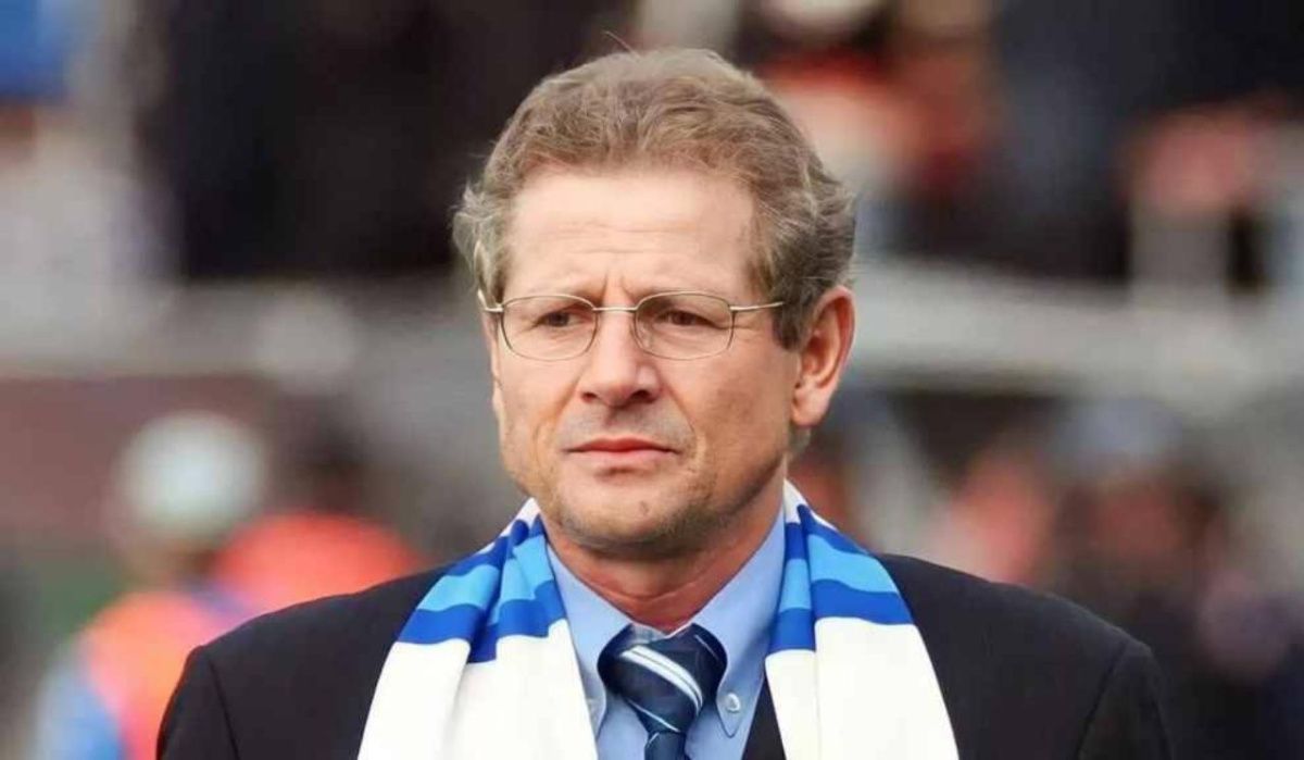 Экс-тренер &quot;Зенита&quot; потребовал отставки Семака