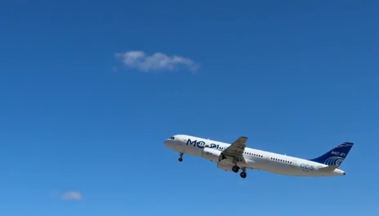 Самолет МС-21 с отечественными системами успешно осуществил первый полет