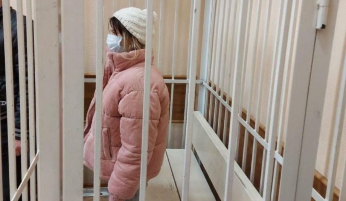 В Красноярске женщину, пришедшую в детский сад с ружьём, оштрафовали 