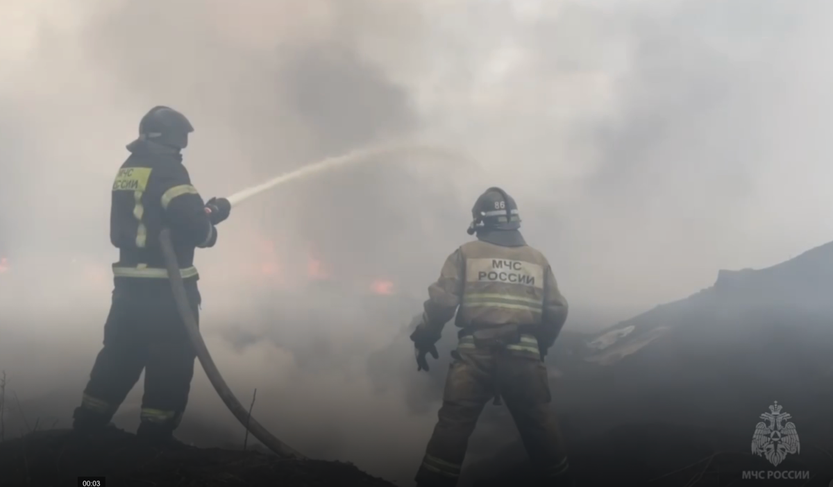 Пожар на мусорном полигоне в Самарской области охватил тысячу квадратных метров