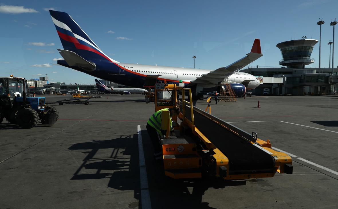 &quot;Аэрофлот&quot; отменяет свыше 130 рейсов в столицу и обратно