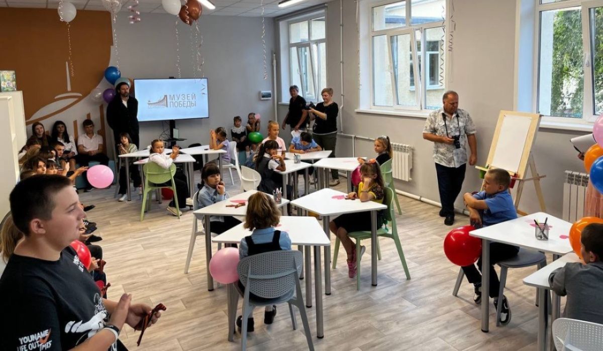 Музей Победы в ЛНР и ДНР впервые проведет празднование Дня российского флага