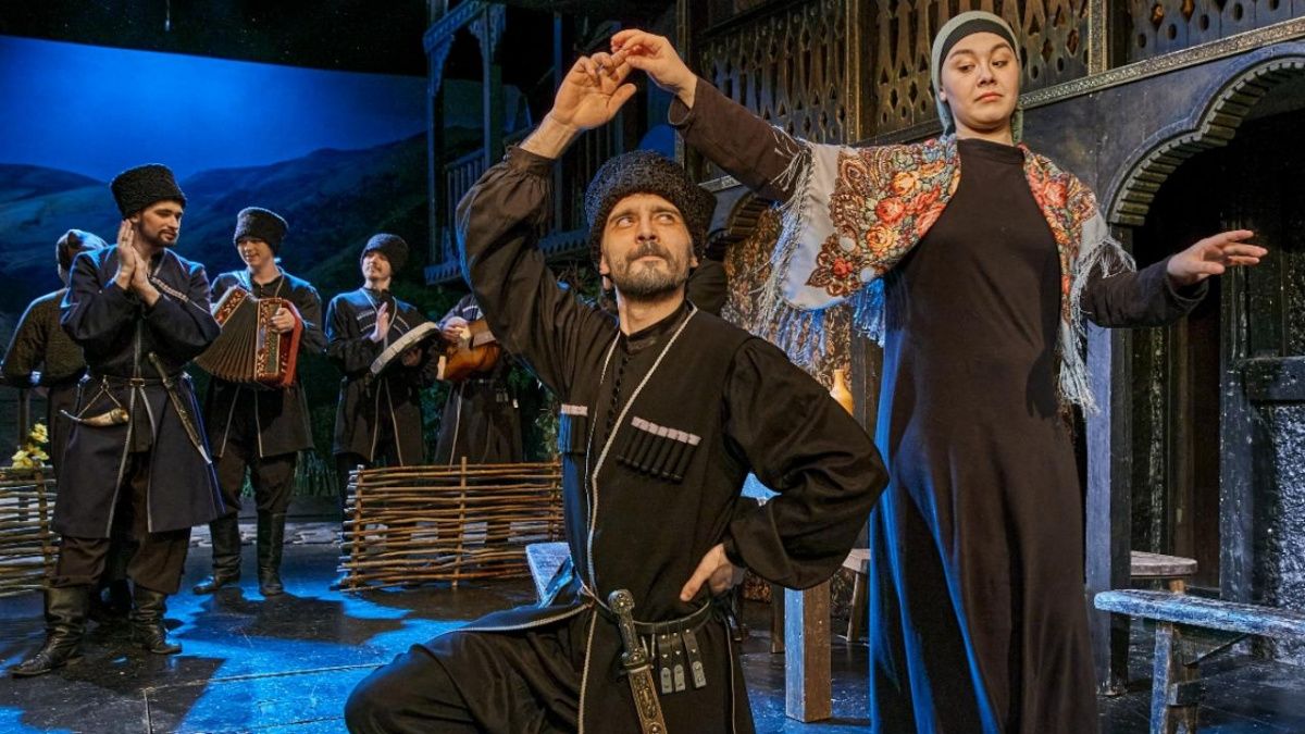 В Барнауле театр «У Моста» представит премьеру искромётной грузинской комедии