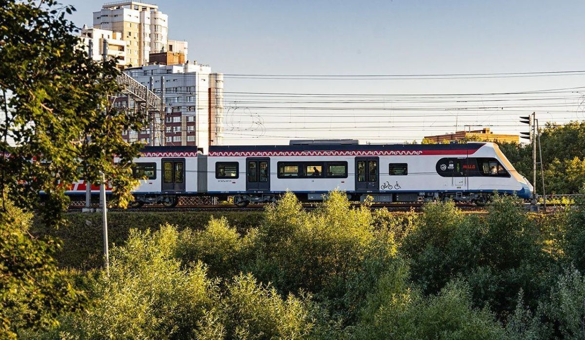 Новые поезда «Иволга 4.0» увеличивают число составов на МЦД-4