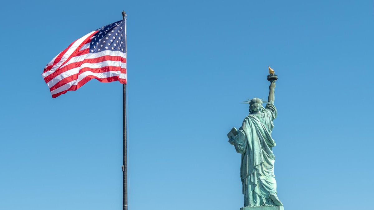 Путин отказался поздравлять США с Днём независимости