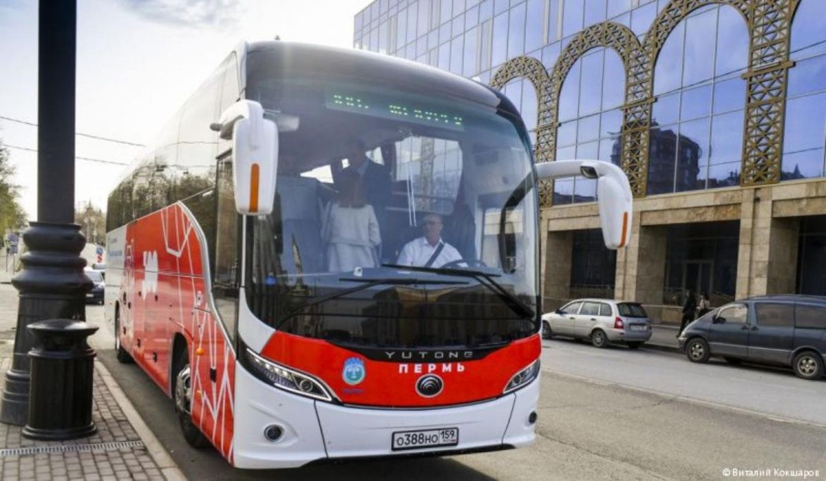 В Перми начал курсировать экскурсионный автобус 